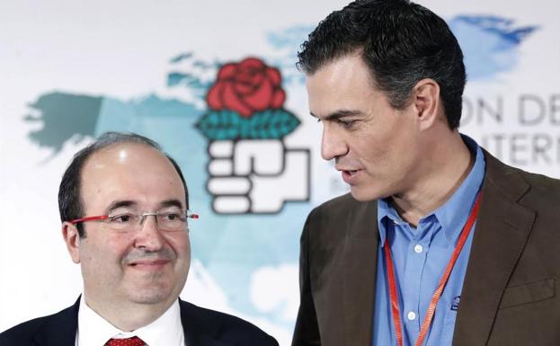 Pedro Sánchez y Miquel Iceta.