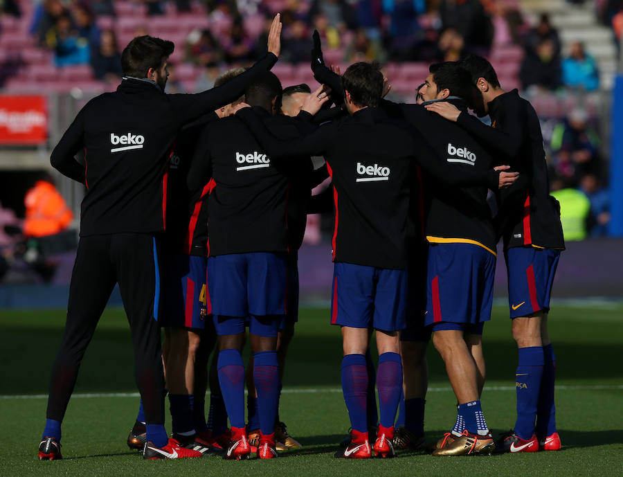 Barcelona y Celta empataron a dos en un partido loco correspondiente a la jornada 14 de Liga. Aspas adelantó al Celta a los 20 minutos pero Messi no tardó en responder marcando el empate. Suárez puso la ventaja pero Maxi Gómez, tras una genial asistencia de Aspas, anotó para poner la igualdad. 