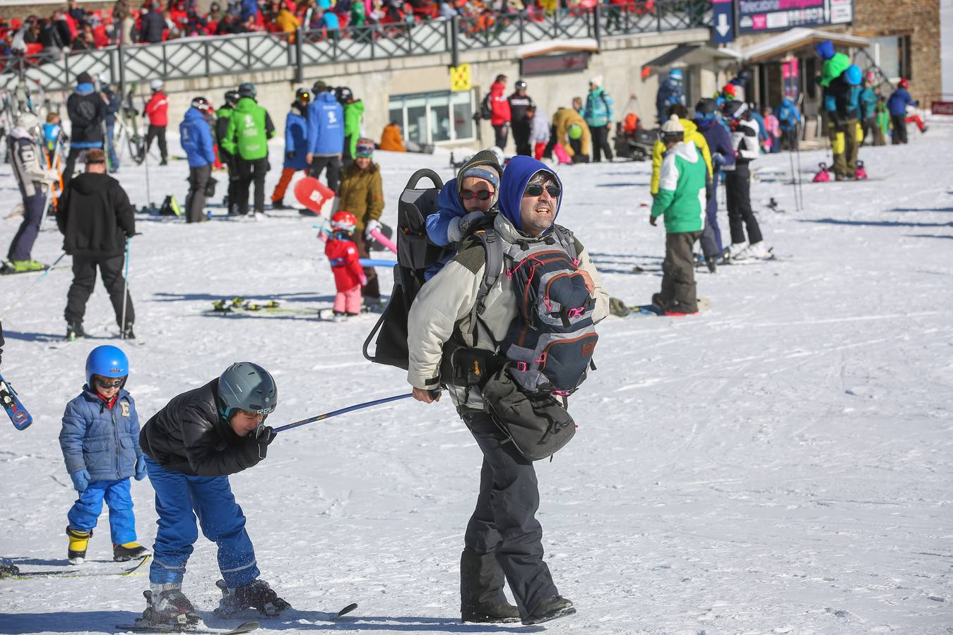 Sierra Nevada abrirá este puente el mayor desnivel esquiable de España con la pista 'El Río