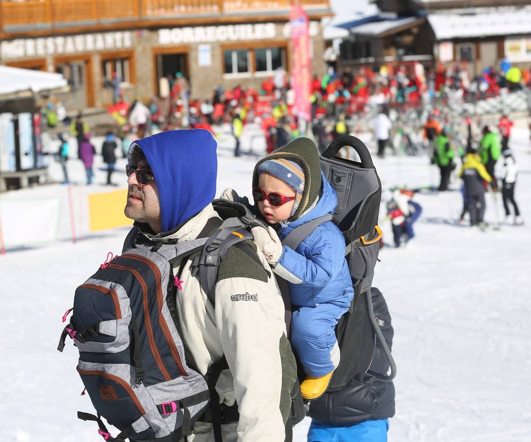 Sierra Nevada abrirá este puente el mayor desnivel esquiable de España con la pista 'El Río