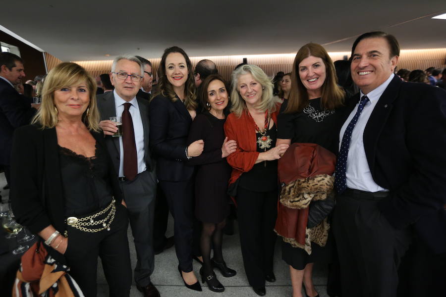 En buena compañía tras la entrega de los premios IDEALES