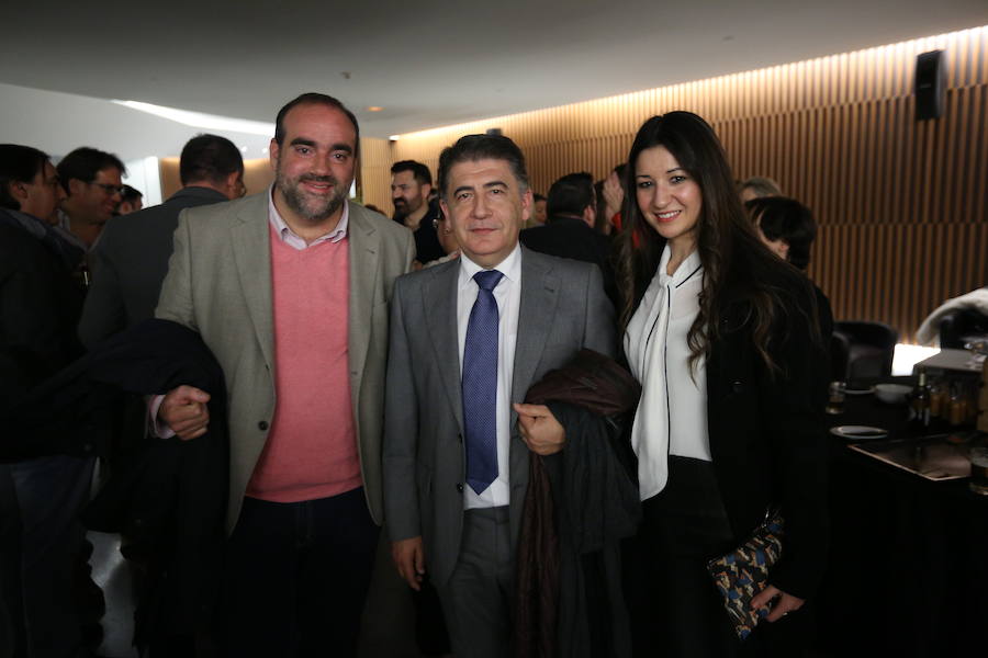 En buena compañía tras la entrega de los premios IDEALES