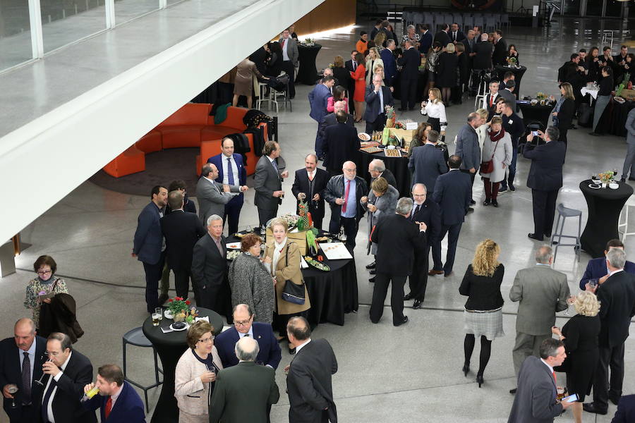 En buena compañía tras la entrega de los premios IDEALES