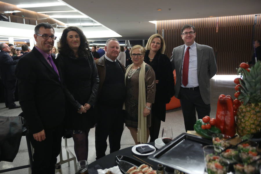 En buena compañía tras la entrega de los premios IDEALES