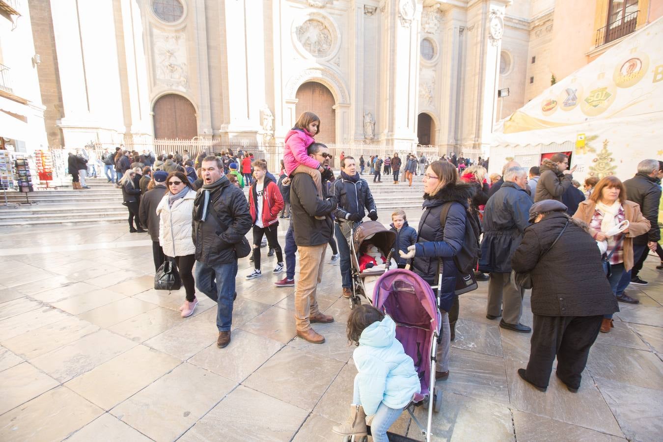 La capital y buena parte de la provincia rozan el lleno total | La mayoría de los turistas proceden de otras partes de España, pero también destaca la presencia de ciudadanos rusos y de Corea del Sur