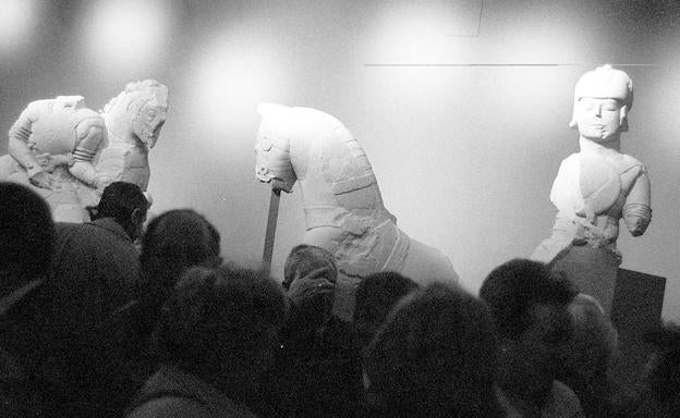 Conjunto escultórico de Cerrillo Blanco, reunidas en una sala del Museo de Jaén en 1999.