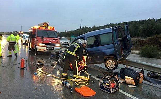Accidente de tráfico en la N-322 con un herido de consideración.