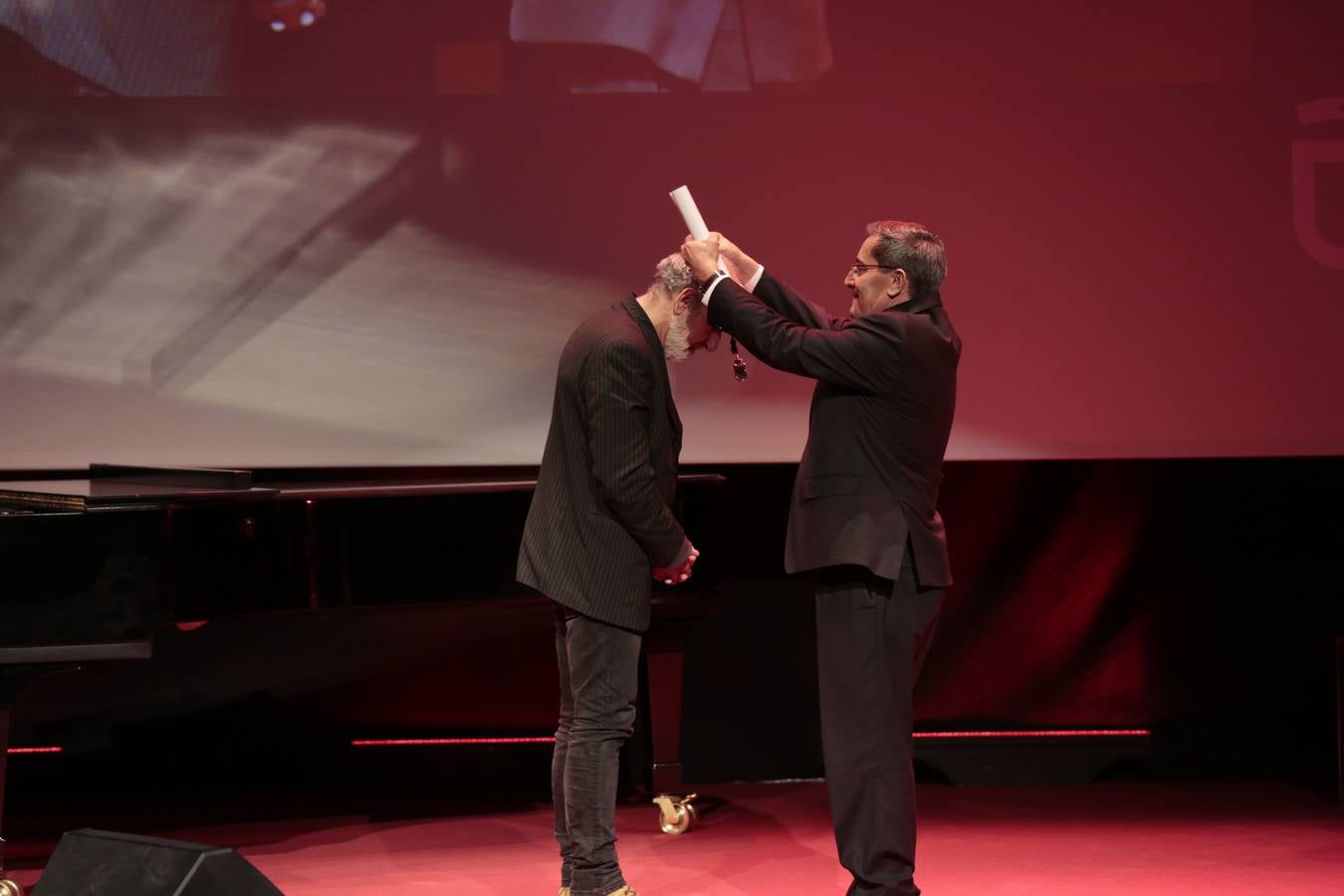 Diputación de Granada entrega sus Honores y Distinciones