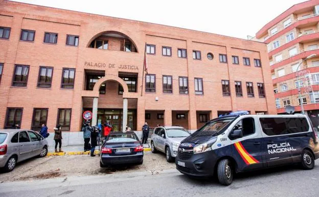 Juzgados de Aranda de Duero, donde este miércoles declararon los tres exjugadores del Arandina.