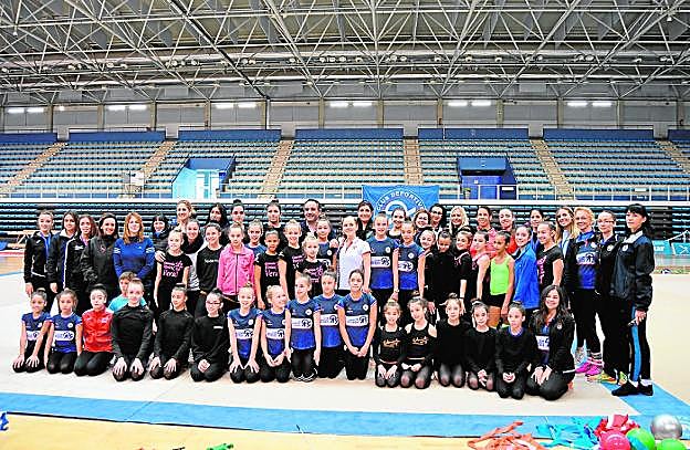 Participantes en la clase impartida por Ekaterina Pirozkhova.