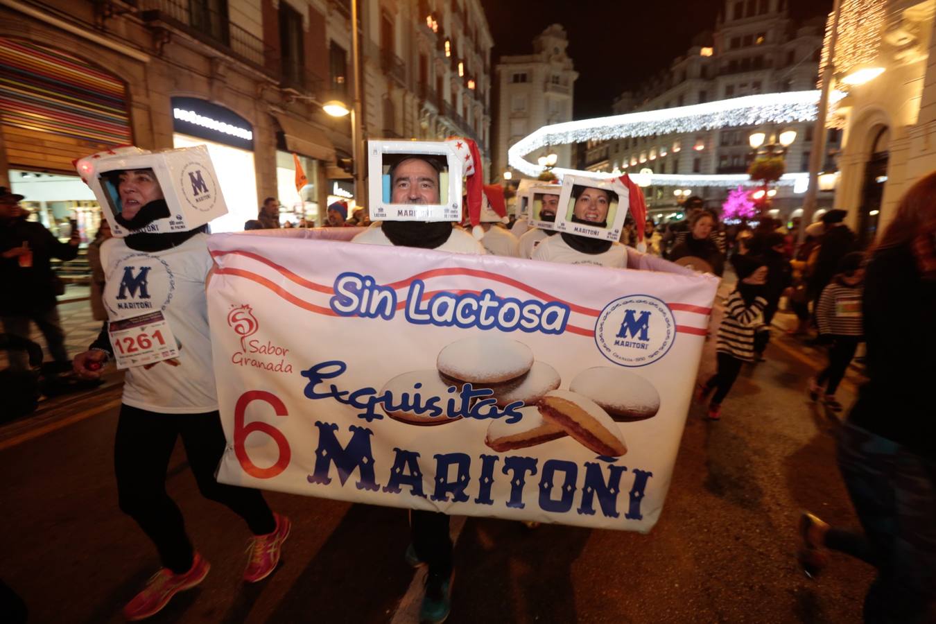 El centro de la capital se viste de fiesta para correr los 5 kilómetros de la XXVI Carrera Nocturna Solidaria