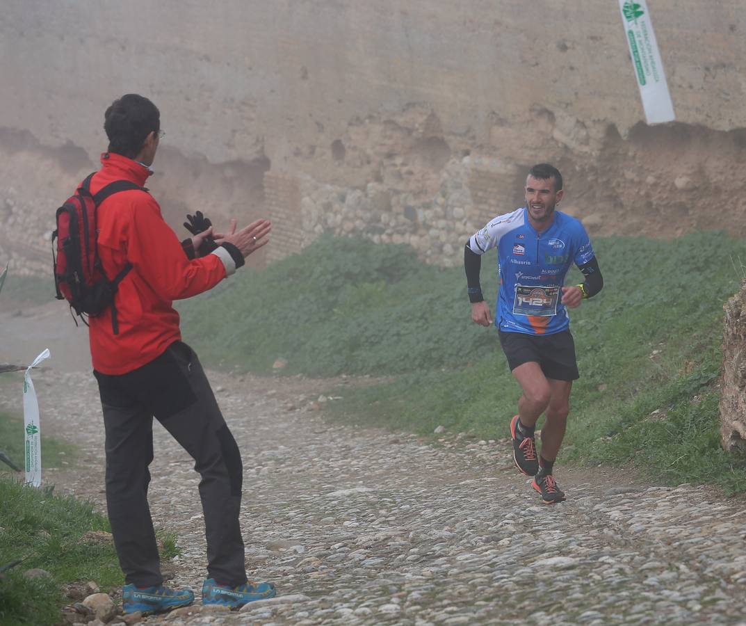 Búscate en el álbum de la última carrera del año