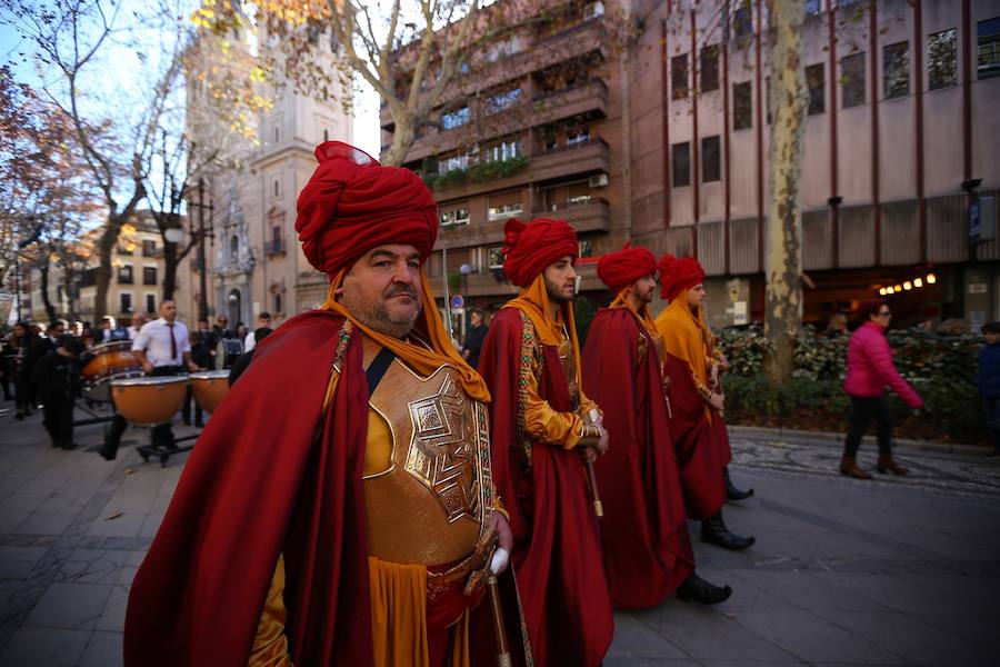 Escenifica tras el acto protocolario la rendición de Boabdil y la entrega de las llaves de la ciudad