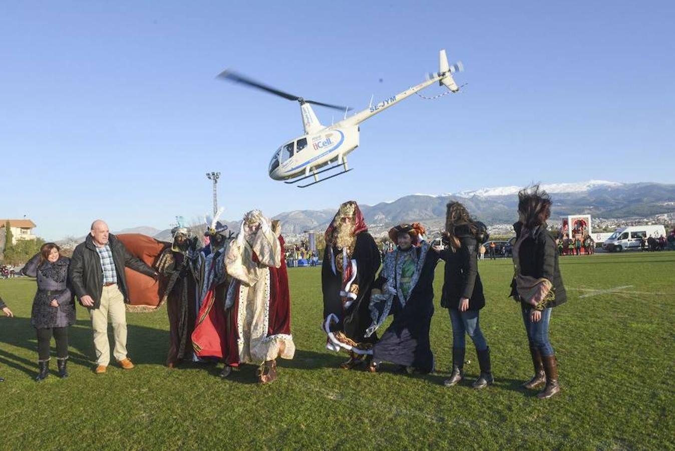 Los Reyes Magos y las Reinas Magas llegan a Armilla.