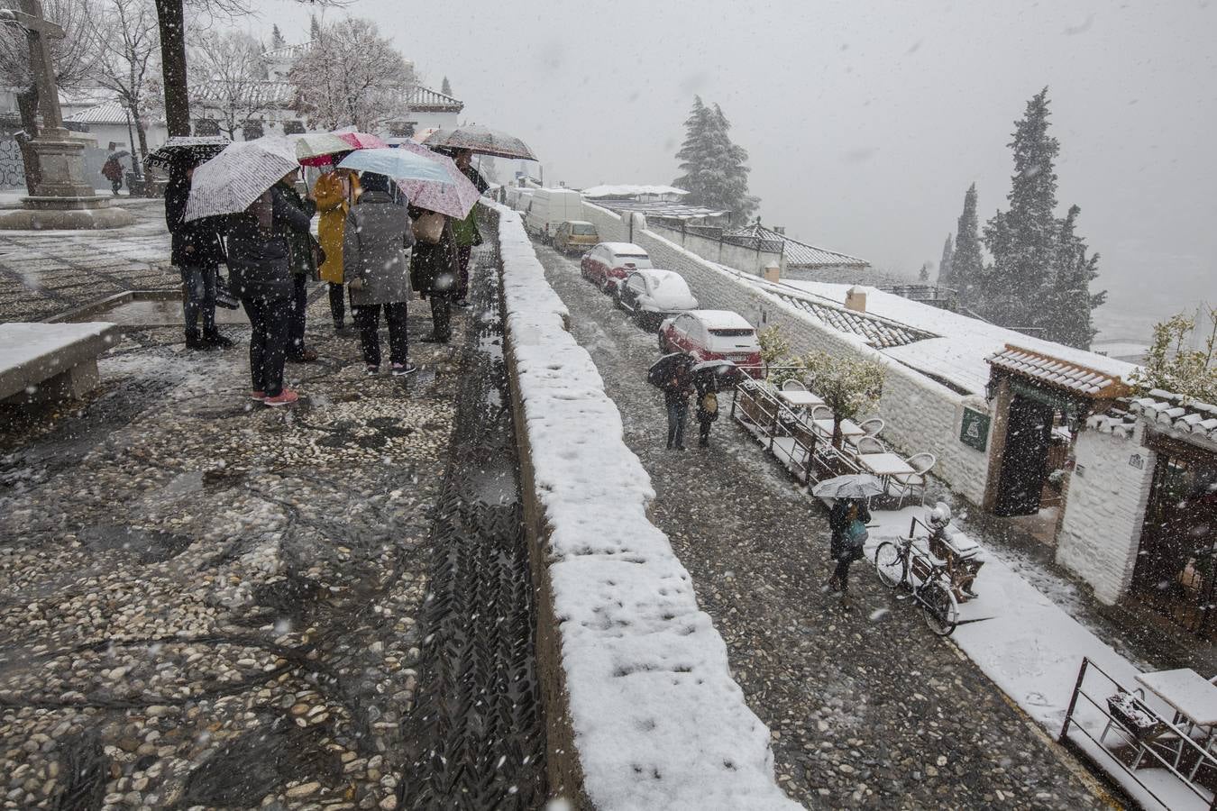 Granada lució de blanco el día de Reyes