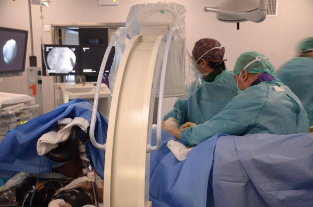 Operación de Urología realizada este mes en el Complejo Hospitalario de Jaén.