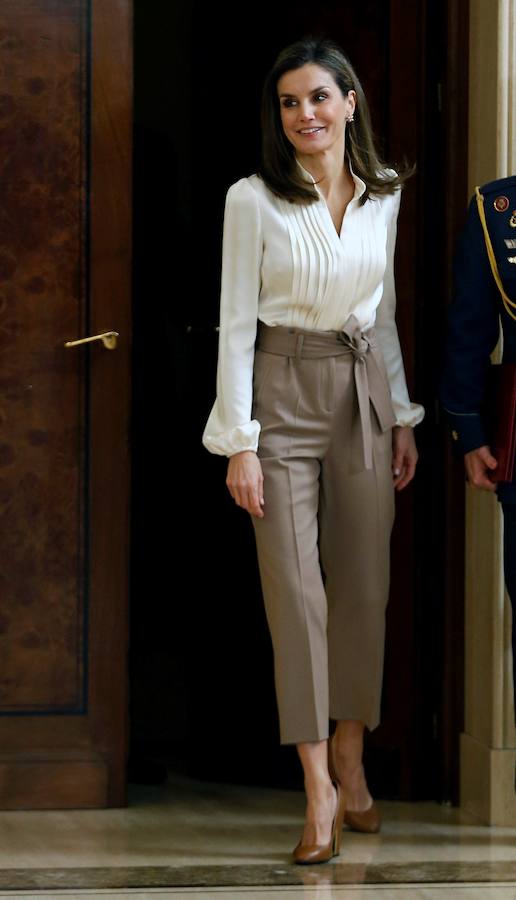 El pantalón de la Reina Letizia del que todo el mundo habla