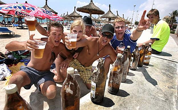 Siete mil alemanes 'a la conquista' de Almería