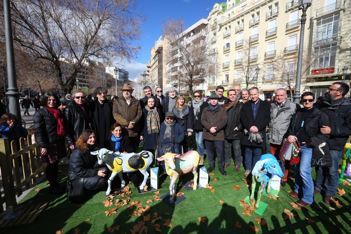 Exposición de más de 20 esculturas de fibra de vidrio en tamaño natural de corderos diseñadas por el escultor Miguel Moreno y decoradas por artistas, una muestra en Puerta Real