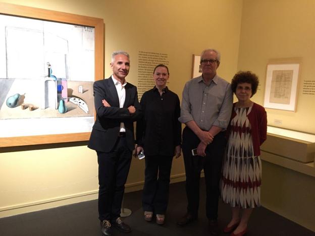 El consejero de Cultura, Miguel Ángel Vázquez, junto a Laura García Lorca, Andrés Soria y Alicia Gómez Navarro, en la Fundación.