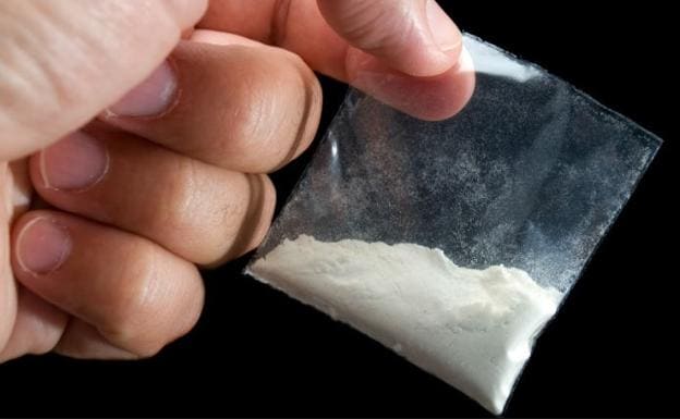 'Cazan' a una anciana de 72 años con 180 dosis de cocaína en su casa
