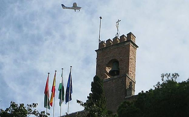 La Policía controla si las avionetas turísticas invaden el espacio aéreo en Granada