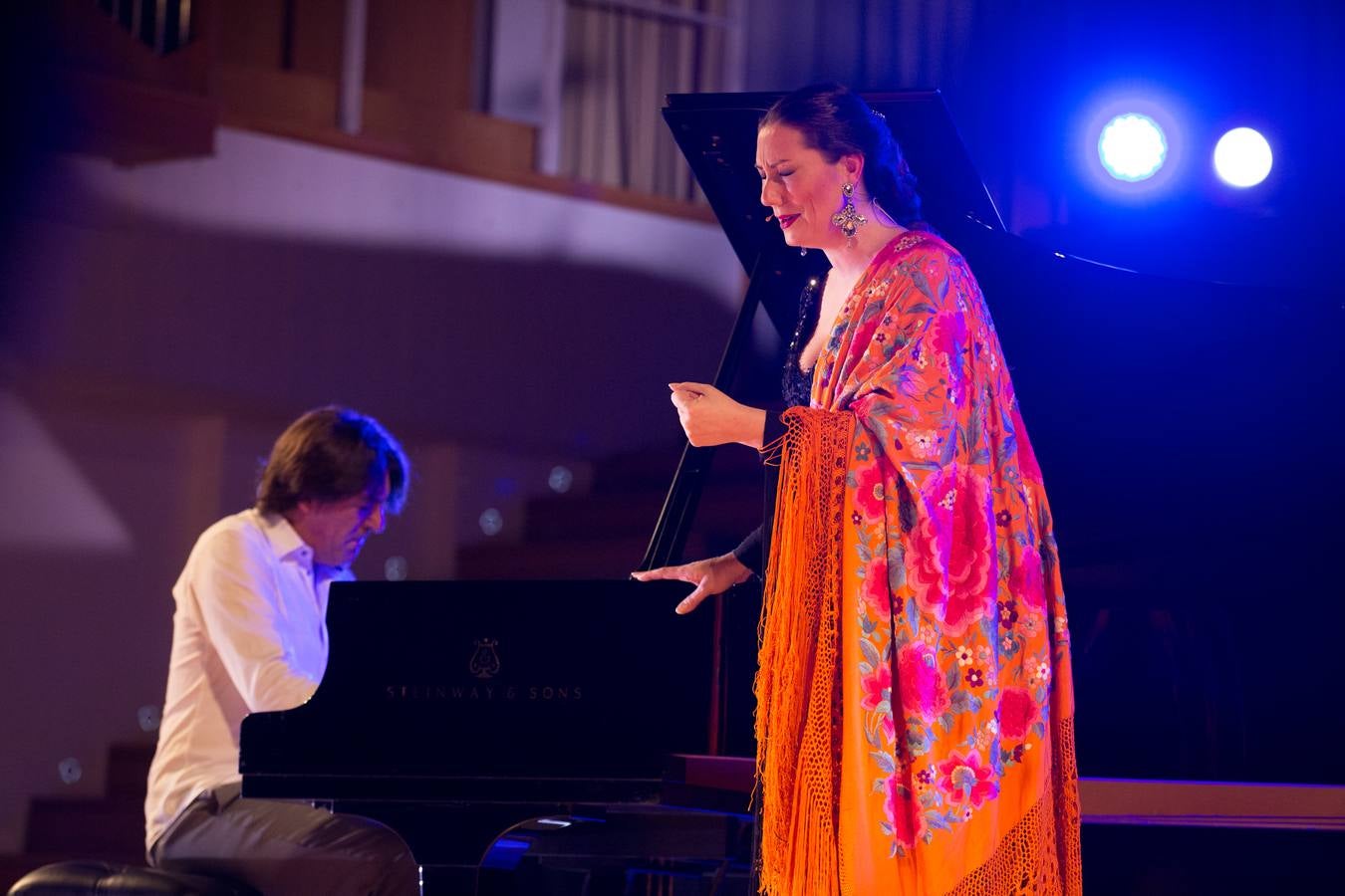 La unión de ambos hacen saltar chispas de emoción y duende, pero sobre todo de verdad y flamencura