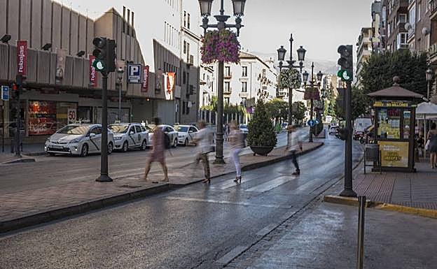 El suceso ocurrió el 1 de agosto en la transitada Acera del Darro. 