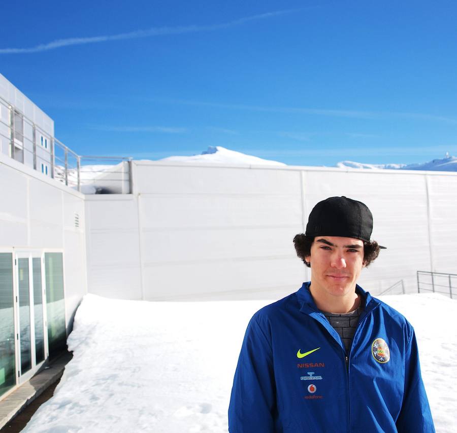 El ceutí criado en Málaga es un rider formado deportivamente en Sierra Nevada