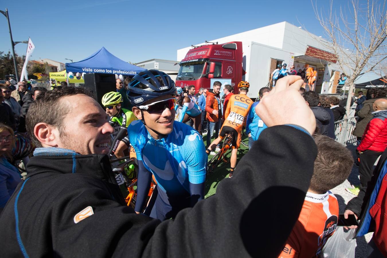 El holandés Wout Poels consigue la victoria en la llegada a Las Allanadas y se convirte en el nuevo líder de la ronda andaluza