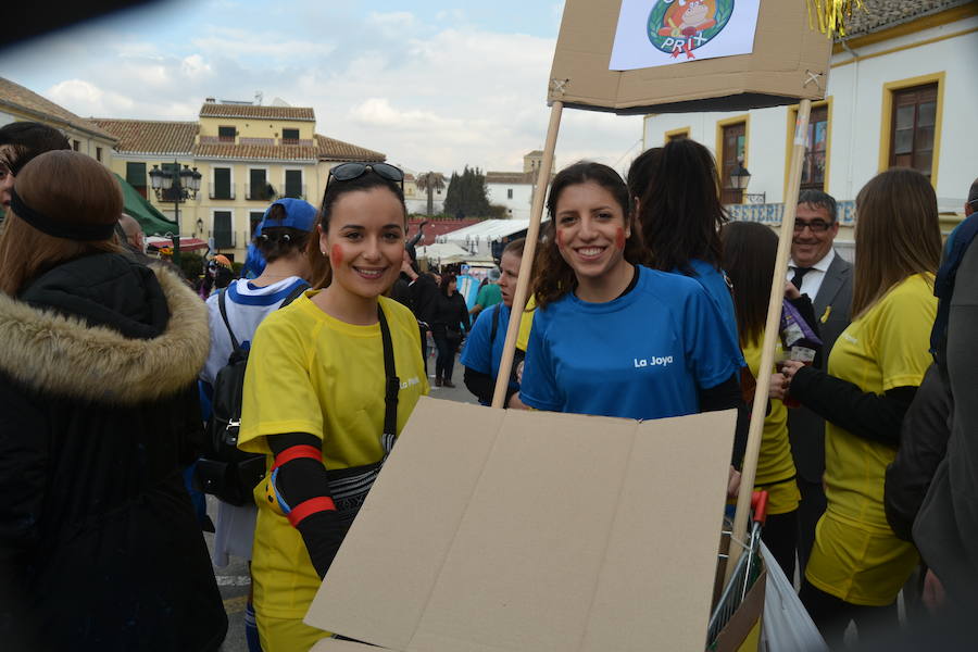 Afortunadamente los pronósticos no se cumplieron y el buen tiempo hizo que los alhameños y visitantes pudieran despedir el Carnaval 2018 con un estupendo ambiente