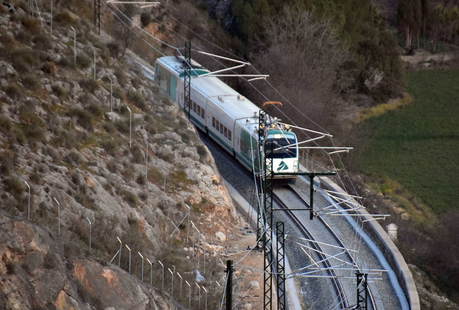 Los miembros de la Marea Amarilla han captado al vehículo a su entrada a la estación esta mañana