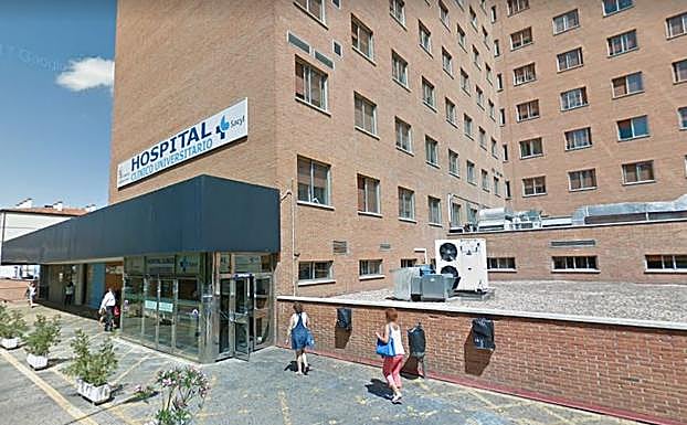 Aplazan el funeral de una niña tras el ingreso de su hermano con los mismos síntomas