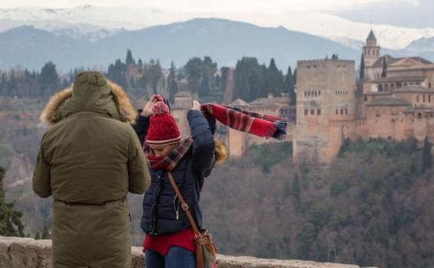 La AEMET alerta de la llegada del 'frío extremo': ¿va a nevar el fin de semana en Granada?