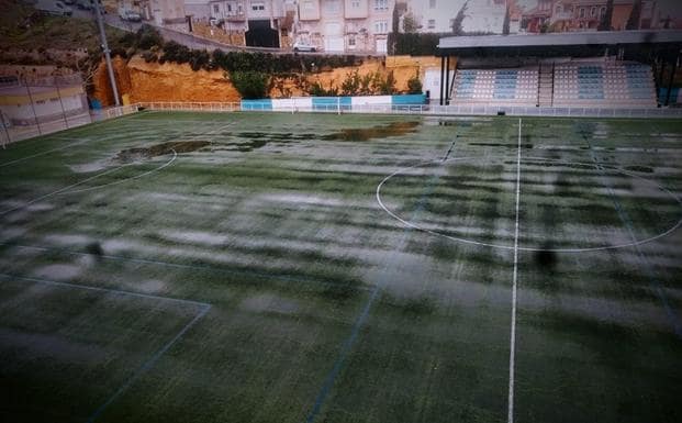Un total de 54 partidos de fútbol suspendidos en Granada por el temporal