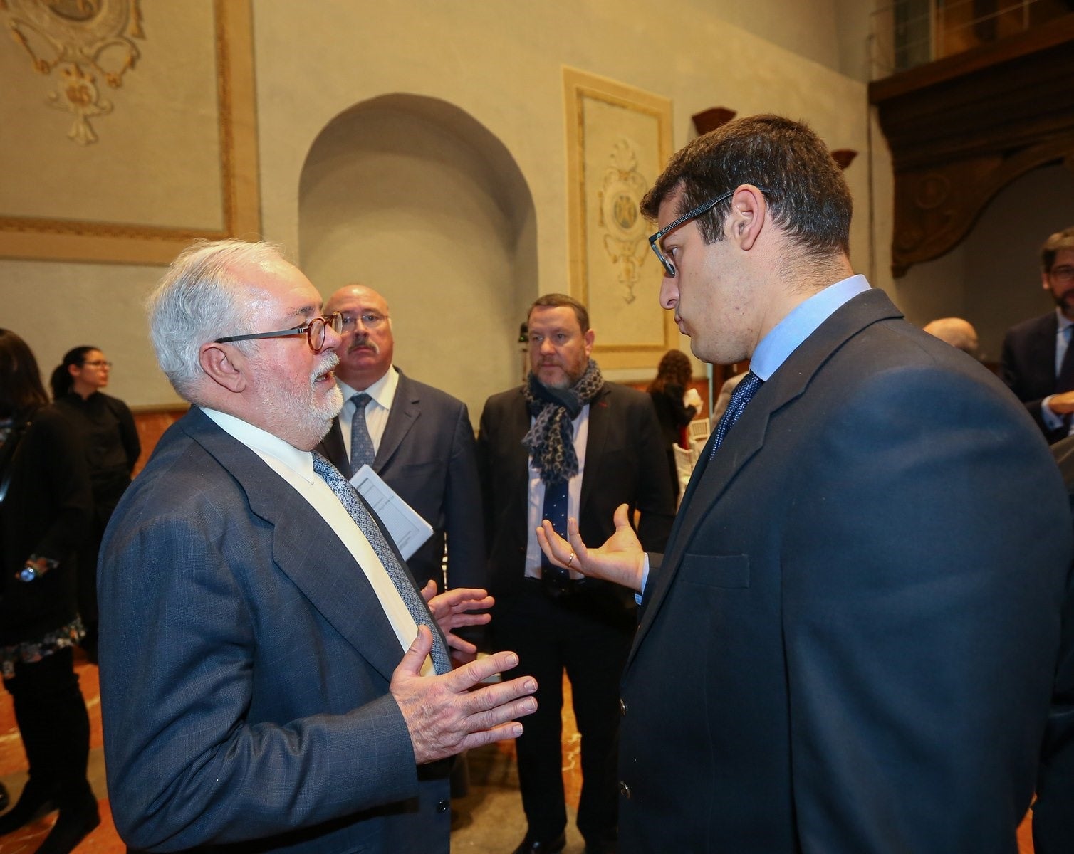 El comisario europeo de Acción por el Clima y Energía, Miguel Arias Cañete, interviene en un desayuno informativo organizado por IDEAL con el patrocinio de Endesa