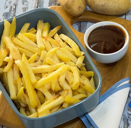 Freír sin aceite reutilizado resulta más sano para el consumidor. Las patatas horneadas no necesitan de freidora.
