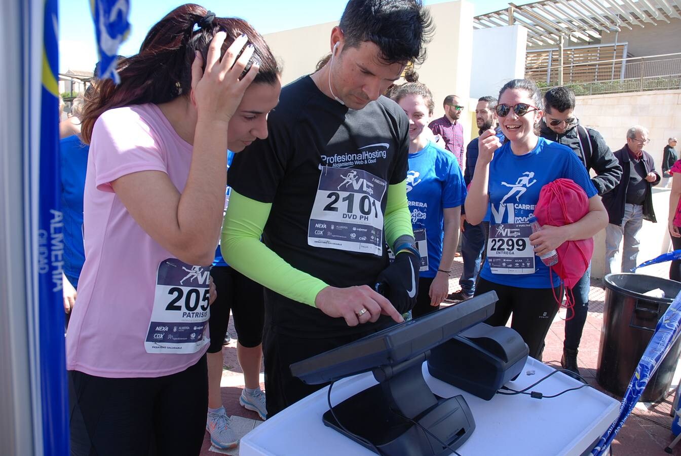 La VI Carrera de la Mujer congregó a más de 2.000 almerienses en las calles del centro