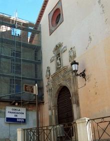 Imagen secundaria 2 - Consejo Escolar de Andalucía, desfile militar en el Madoc y la Iglesia de San Matías. 