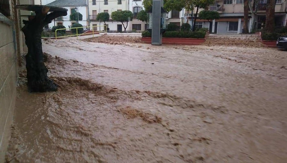 La medida fue adoptada de forma preventiva en una jornada con incidencias en una veintena de municipios de la provincia