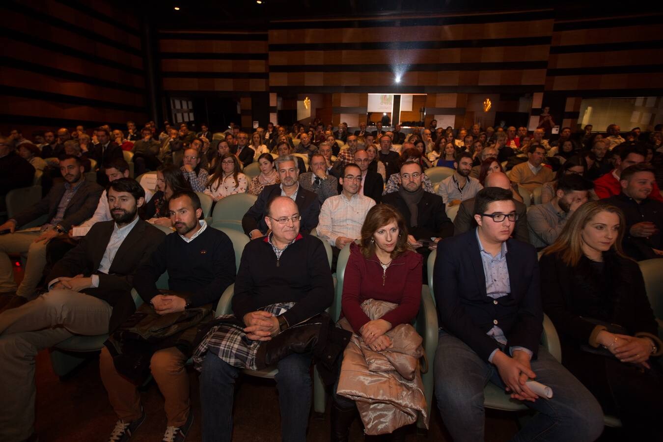 La Asociación Española de la Prensa Deportiva en Granada coronó anoche en el Auditorio de Caja Rural a los mejores atletas del 2017