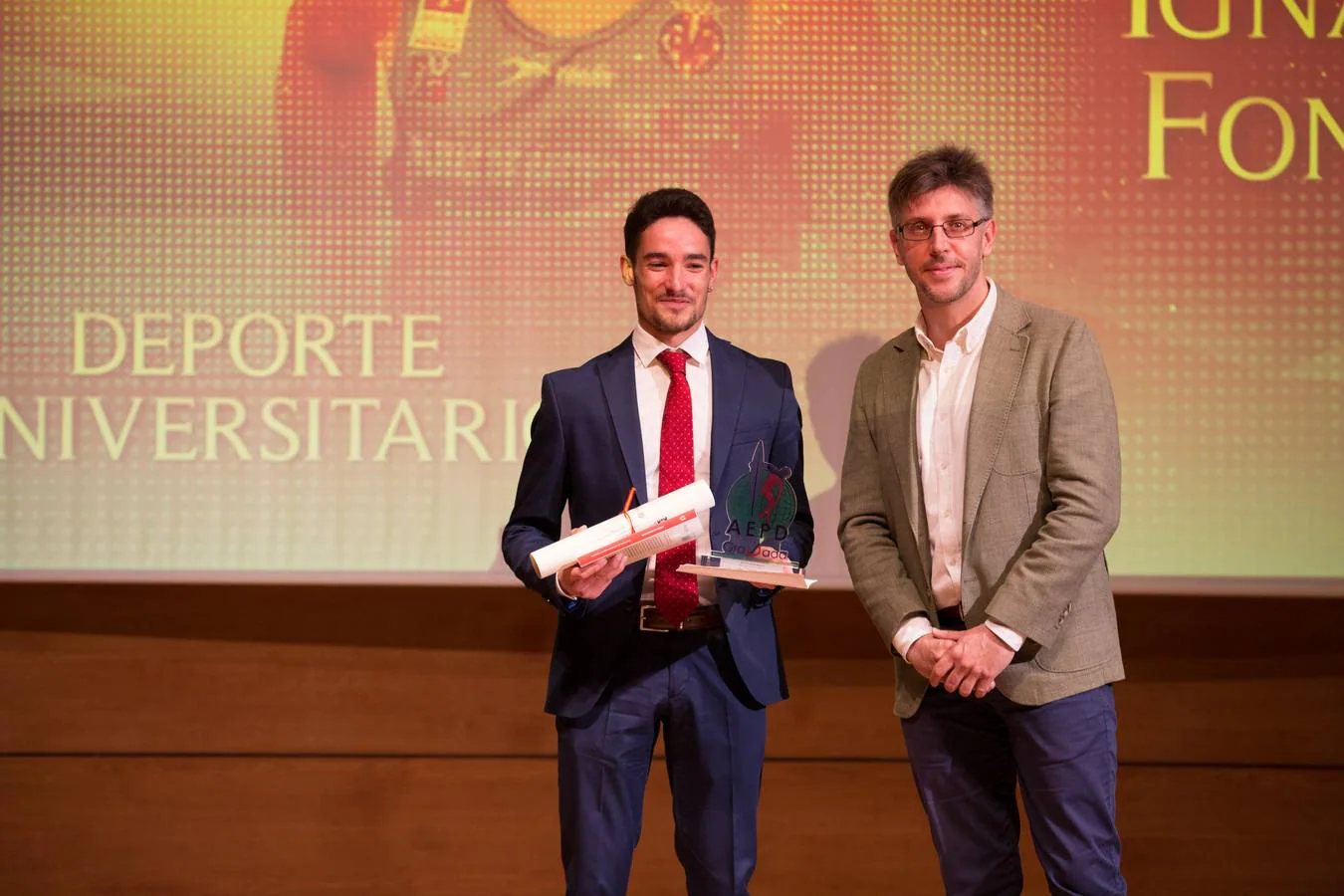 La Asociación Española de la Prensa Deportiva en Granada coronó anoche en el Auditorio de Caja Rural a los mejores atletas del 2017