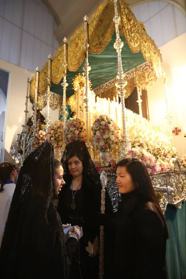 La hermandad tendría que haber puesto su Cruz de Guía en la puerta de la iglesia de San Andrés a las 16.00 horas