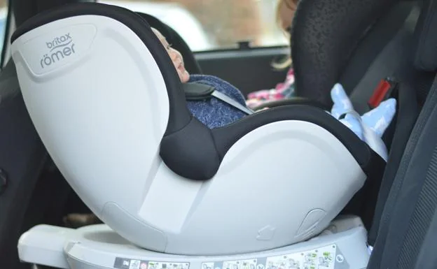 Tradicional carbón Céntrico Retiran esta silla de coche para bebés. ¿Es la que tienes tú? | Ideal