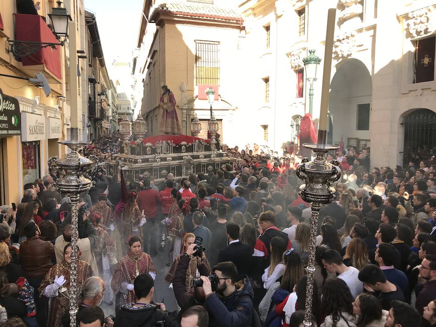 La cofradía del Rescate realiza este Lunes Santo una estación de penitencia especial, ya que la talla de su titular cumple trescientos años. Su confección se atribuye al círculo de los Mora (siglo XVIII).