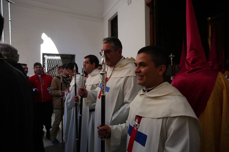 La cofradía del Rescate realiza este Lunes Santo una estación de penitencia especial, ya que la talla de su titular cumple trescientos años. Su confección se atribuye al círculo de los Mora (siglo XVIII).