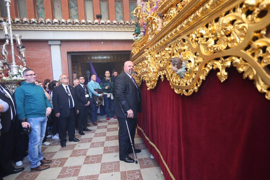 El Cristo de la Lanzada y María Santísima de la Caridad abren el Martes Santo desde la parroquia de Nuestra Señora de los Dolores