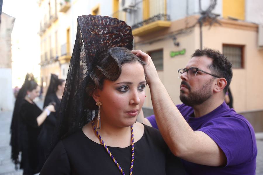 Miles de devotos se agolpan para ver a Nuestro Padre Jesús de la Paciencia y María Santísima de las Penas 