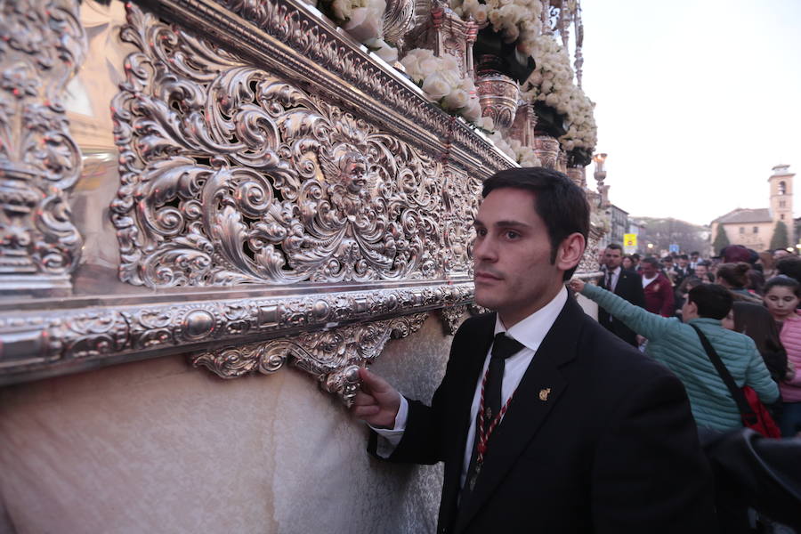 La hermandad de Nuestro Padre Jesús del Perdón y María Santísima de la Aurora Coronada procesiona este Jueves Santo