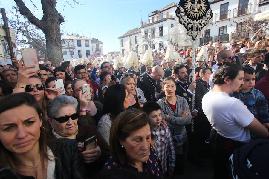 La hermandad de Nuestro Padre Jesús del Perdón y María Santísima de la Aurora Coronada procesiona este Jueves Santo